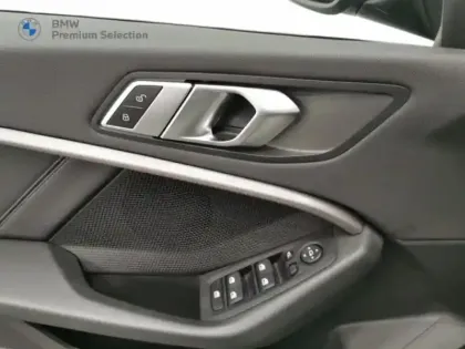 Photo 11 BMW Serie 1 Série 1 118iA 136ch Edition Sport DKG7