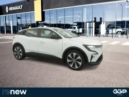 Photo 6 Renault Megane Gén. V (BCB) Ph1 Evolution ER 5