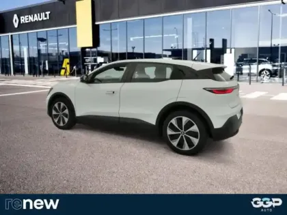 Photo 9 Renault Megane Gén. V (BCB) Ph1 Evolution ER 5