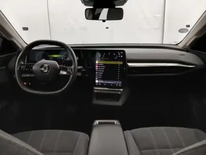 Photo 12 Renault Megane Gén. V (BCB) Ph1 Evolution ER 5