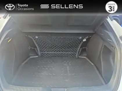 Photo 9 Toyota C-HR  122h Edition 2WD E-CVT MY22