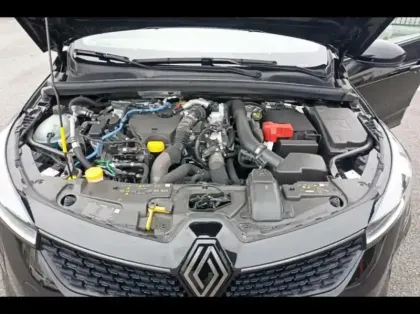 Photo 13 Renault Clio  1.5 dCi 100ch Evolution - 25