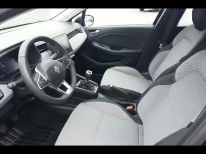 Photo 9 Renault Clio  1.5 dCi 100ch Evolution - 25