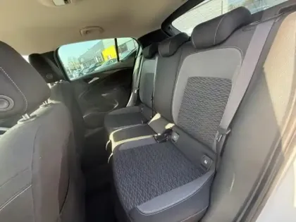 Photo 12 Opel Astra  1.2 Turbo 110ch  Edition