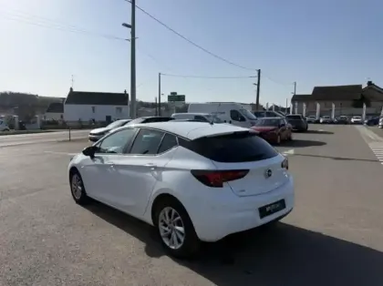 Photo 7 Opel Astra  1.2 Turbo 110ch  Edition