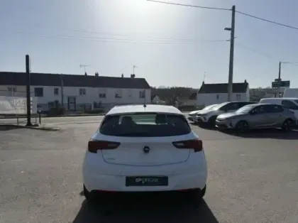 Photo 6 Opel Astra  1.2 Turbo 110ch  Edition