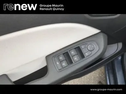 Photo 11 Renault Clio  1.6 E-Tech hybride 145ch Techno