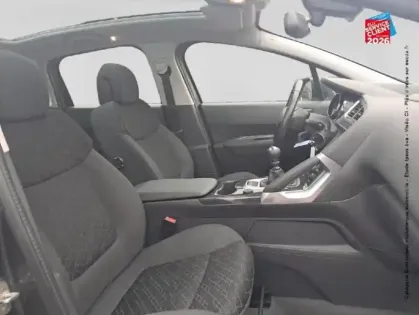 Photo 20 Peugeot 3008 Gén. I Ph2 Active 5