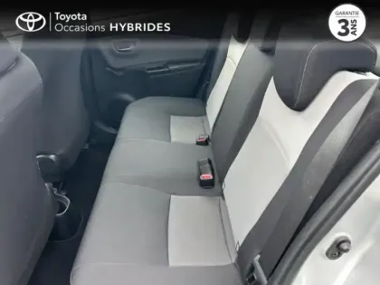 Photo 11 Toyota Yaris  110 VVT-i Ultimate CVT 5p