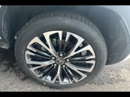 Photo 12 Toyota Yaris  Cross 130h Collection MC24