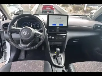 Photo 11 Toyota Yaris  Cross 130h Collection MC24