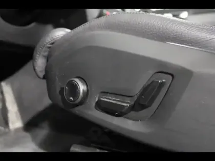 Photo 9 Volvo Xc60  T6 AWD 253 + 145ch Plus Style Dark Geartronic