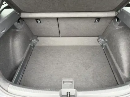 Photo 6 Volkswagen Taigo  1.0 TSI 116ch R-Line Edition DSG7