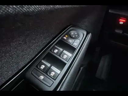 Photo 14 Renault Espace  1.2 E-Tech full hybrid 200ch Techno 7 places - 24