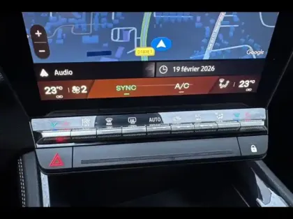 Photo 11 Renault Espace  1.2 E-Tech full hybrid 200ch Techno 7 places - 24
