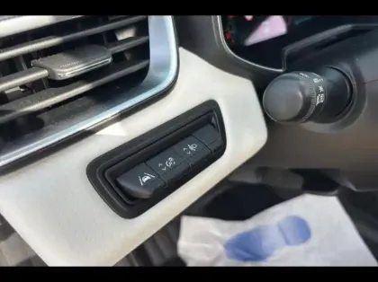 Photo 13 Renault Clio  1.6 E-Tech hybride 145ch Techno