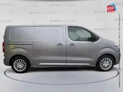 Photo 18 Opel Vivaro Gén. III Ph2 Pack Premium Connect 4