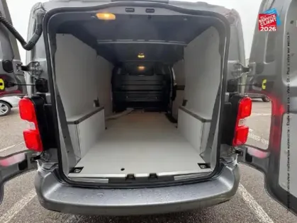 Photo 13 Opel Vivaro  Fg M 136ch (100kW) Batterie 75 kWh Pack Premium Connect