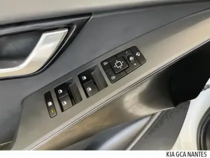 Photo 11 Kia Niro  1.6 GDi 141ch HEV Active DCT6