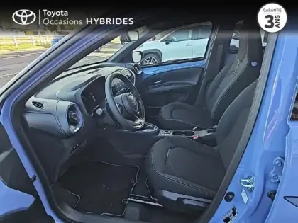 Photo 11 Toyota Aygo  X 116h Graphic