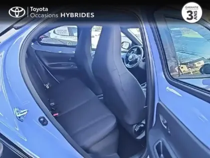 Photo 6 Toyota Aygo  X 116h Graphic