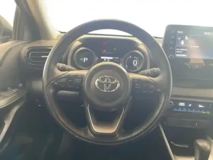 Photo 14 Toyota Yaris  116h Design 5p MY22