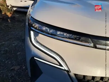 Photo 12 Renault Megane  E-Tech Electric EV60 220ch Iconic super charge