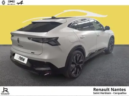 Photo 11 Renault Rafale  E-Tech full hybrid 200ch esprit Alpine -  toit pano Solarbay