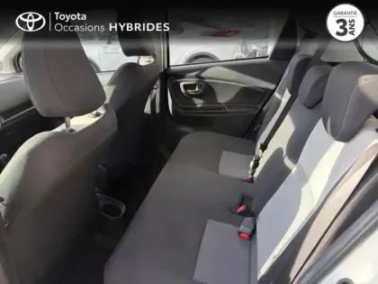 Photo 11 Toyota Yaris  100h Dynamic 5p MY19