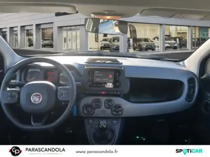 Photo 7 Fiat Panda  1.0 70ch BSG S&S Pack Confort & Tech