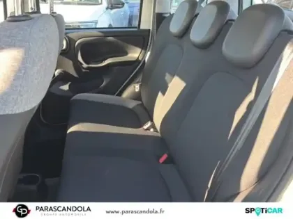 Photo 9 Fiat Panda  1.0 70ch BSG S&S Pack Confort & Tech