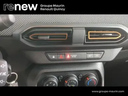 Photo 6 Dacia Sandero  1.0 TCe 90ch Stepway Confort -22