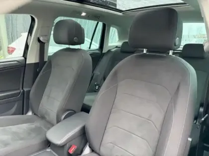 Photo 14 Volkswagen Tiguan  2.0 TDI 150ch Elegance DSG7