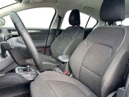 Photo 8 Ford Focus  1.0 EcoBoost 125ch Titanium