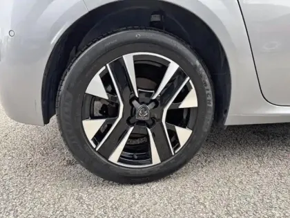 Photo 13 Peugeot 208  1.2 PureTech 100ch S&S Allure