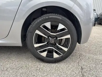 Photo 10 Peugeot 208  1.2 PureTech 100ch S&S Allure