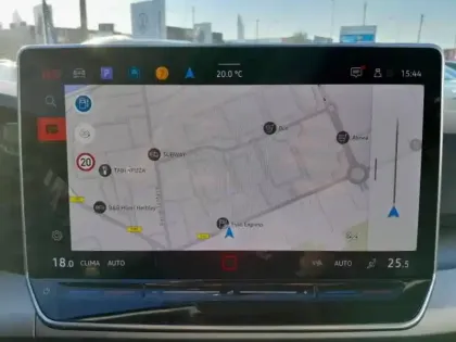 Photo 10 Volkswagen Golf Gén. VIII Ph2 VW Edition 5