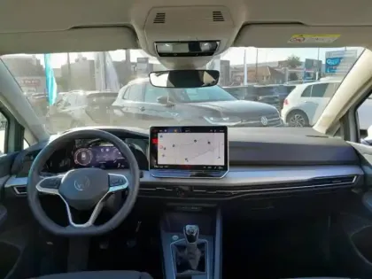 Photo 8 Volkswagen Golf Gén. VIII Ph2 VW Edition 5