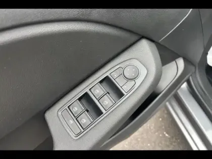 Photo 11 Renault Clio  1.6 E-Tech 145ch full hybrid Evolution - 25