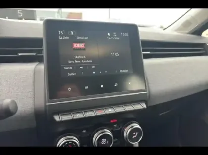 Photo 14 Renault Clio  1.6 E-Tech 145ch full hybrid Evolution - 25