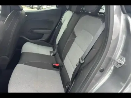 Photo 9 Renault Clio  1.6 E-Tech 145ch full hybrid Evolution - 25