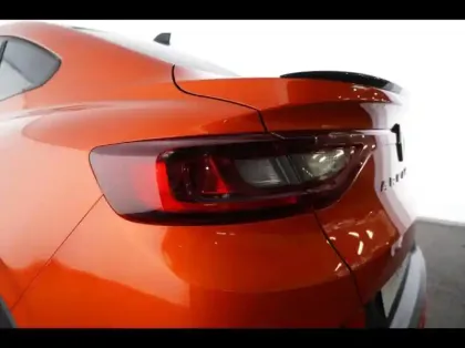 Photo 11 Renault Arkana  1.3 TCe mild hybrid 140ch RS Line EDC -22