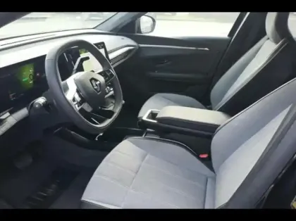 Photo 9 Renault Scenic  E-Tech Electric 220ch Techno grande autonomie -25