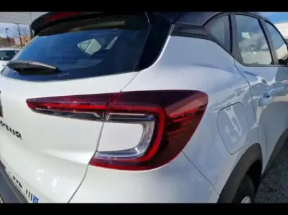 Photo 13 Renault Captur  1.3 TCe 140ch EDC FAP Business - 21