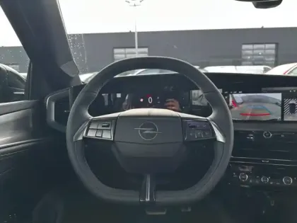 Photo 9 Opel Mokka  1.2 Turbo Hybrid 145ch GS e-DCT6