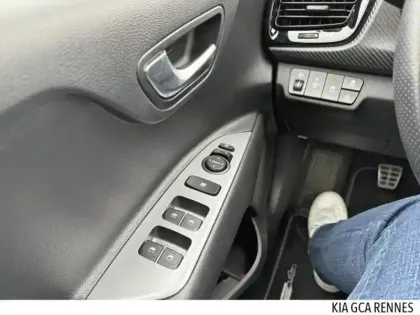 Photo 6 Kia Rio  1.0 T-GDI 100ch GT-Line