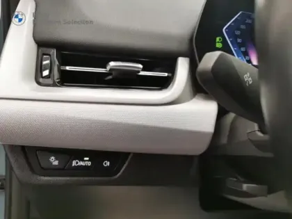 Photo 13 BMW X1 Gén. III (U11) Ph1 Business Design 5