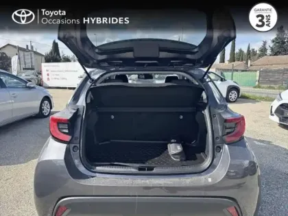 Photo 9 Toyota Yaris  116h Design 5p MC24