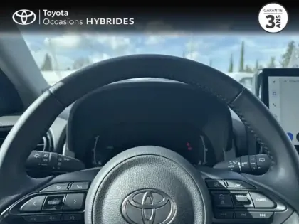 Photo 12 Toyota Yaris  116h Design 5p MC24