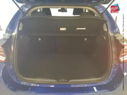 Photo 28 Toyota Yaris  116h Design 5p MY22